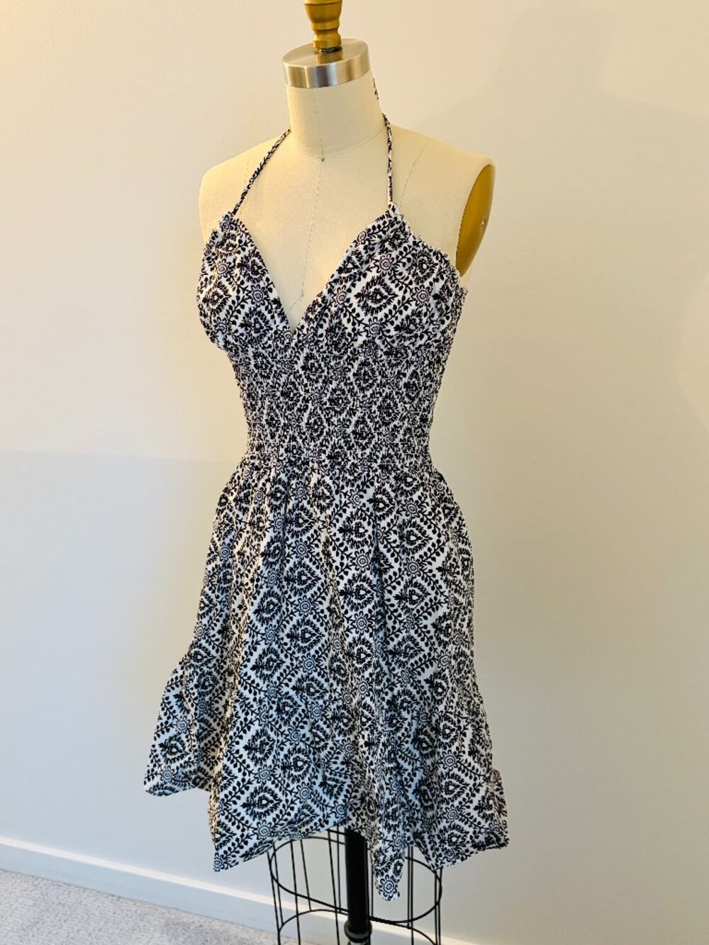 Rampage Smocked V-Neck Halter Cotton Dress- Black & White Geo Print. Size Small